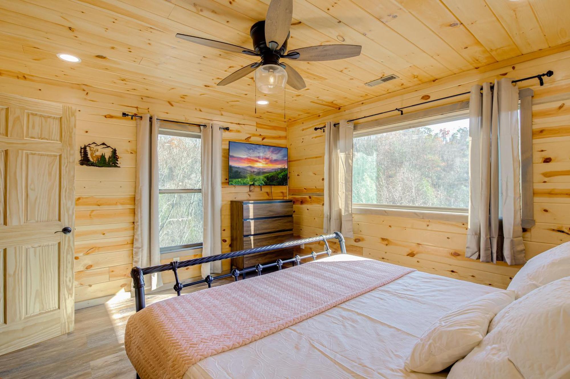 Gatlinburg Cabin With Game Room, Hot Tub And Mtn Views エクステリア 写真
